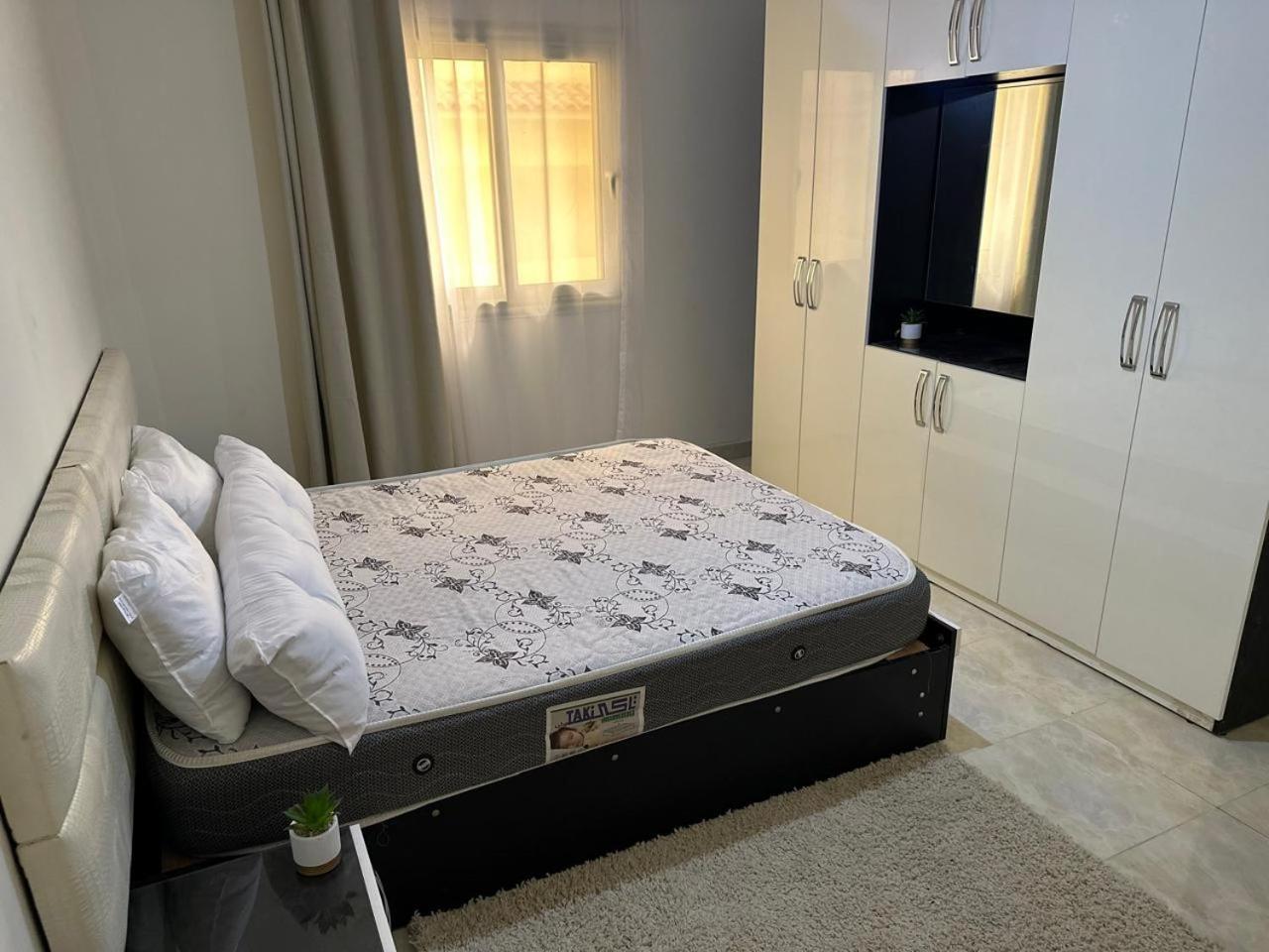 Cozy Flat Near Airport Cairo